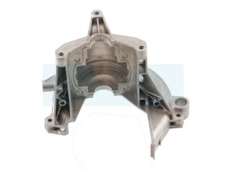 Carter moteur inférieur pour débroussailleuse Stihl (41800212500)